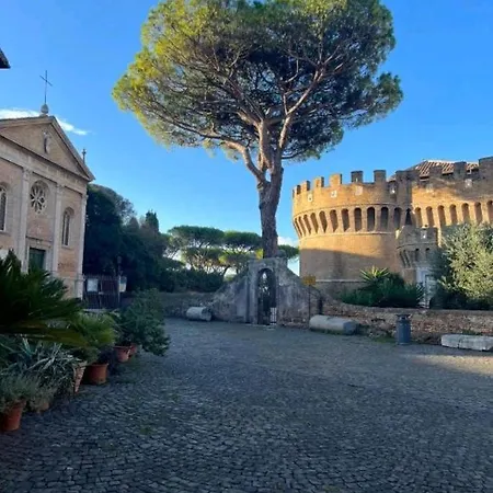Apartament Whole Flat Close Beach Breakfast Kitchen Air Conditioning Laundry Shuttle Airport Wi-fi Car Parking Netflix Balconies Check In 24h & Metro To Rome Lido di Ostia