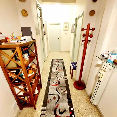 Apartament Whole Flat Close Beach Breakfast Kitchen Air Conditioning Laundry Shuttle Airport Wi-fi Car Parking Netflix Balconies Check In 24h & Metro To Rome Lido di Ostia